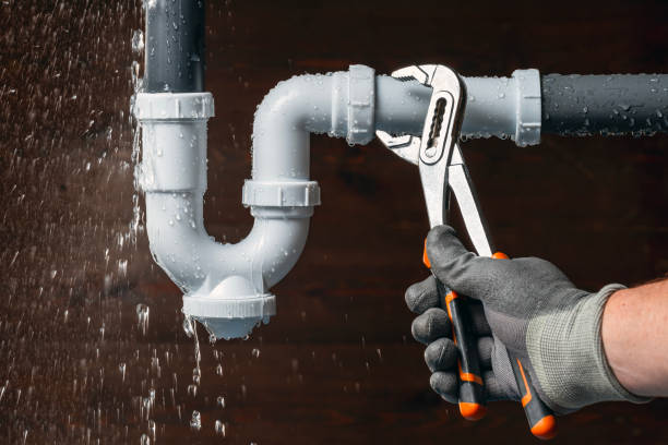Professional Gas Line Repair technician working in Bradford, RI
